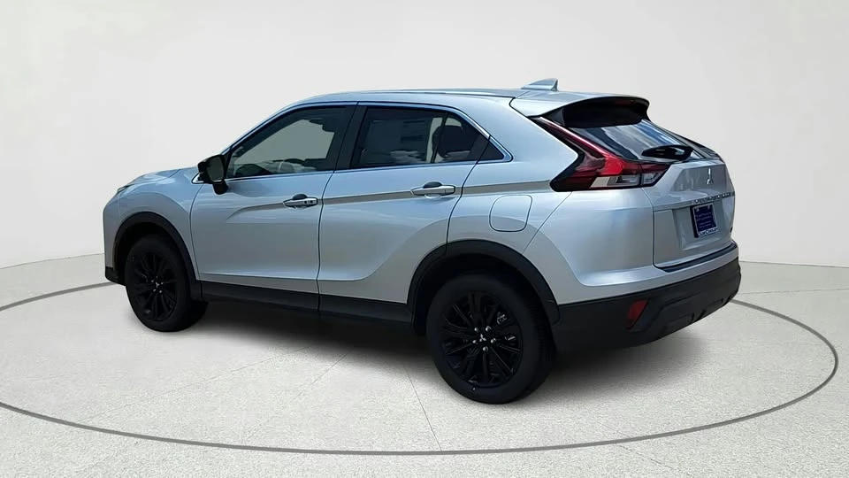 2025 Mitsubishi Eclipse Cross - Image 5 of 12