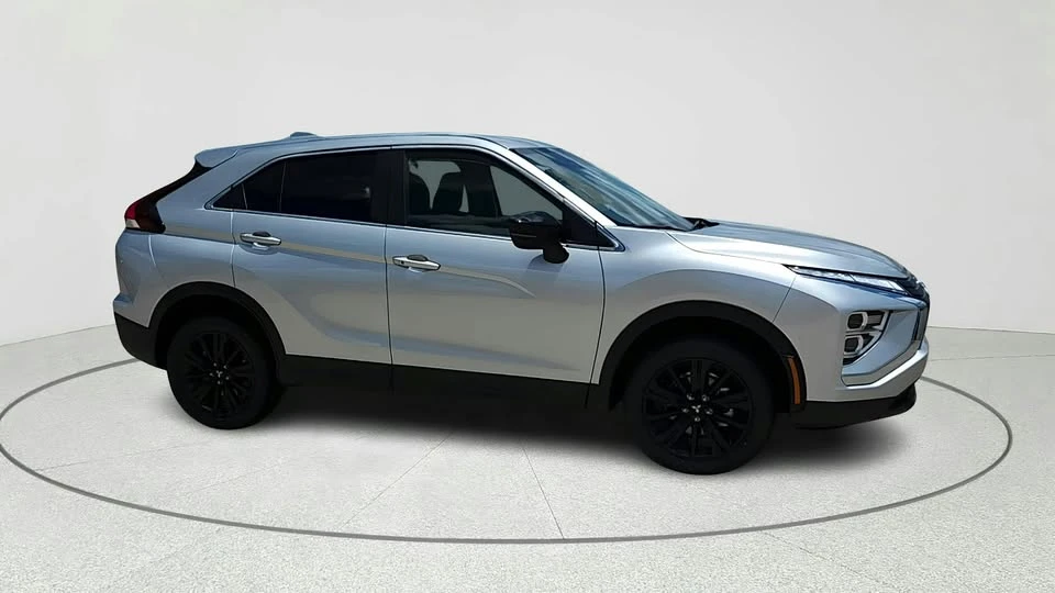 2025 Mitsubishi Eclipse Cross - Image 2 of 12