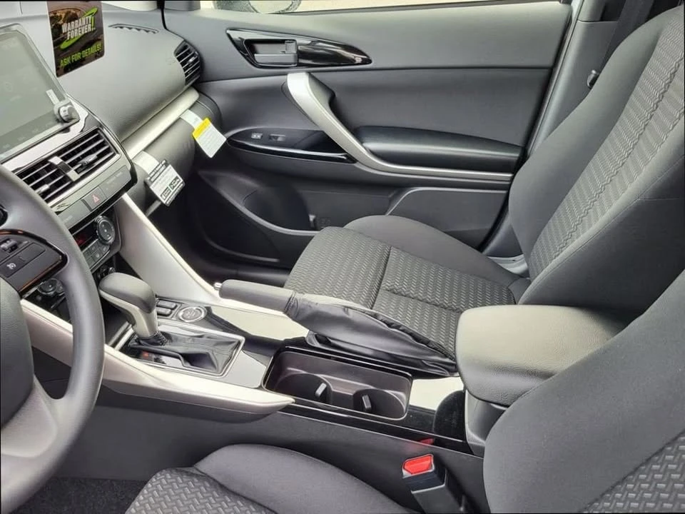 2025 Mitsubishi Eclipse Cross - Image 16 of 16