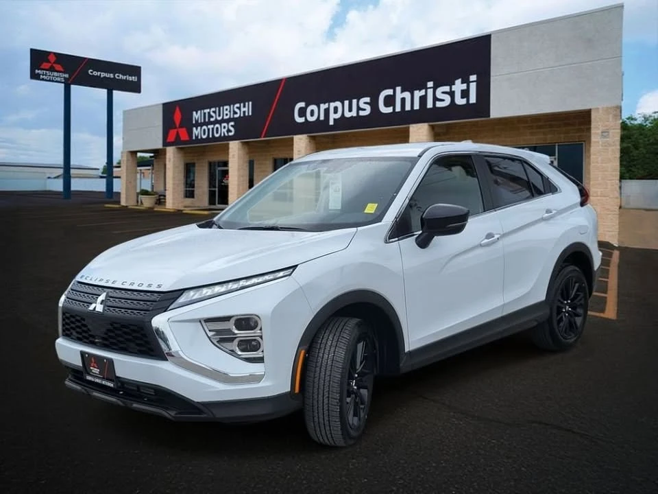 2025 Mitsubishi Eclipse Cross - Image 3 of 16