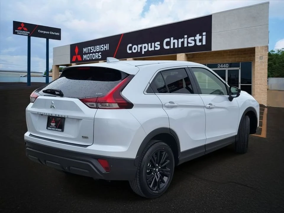 2025 Mitsubishi Eclipse Cross - Image 7 of 16