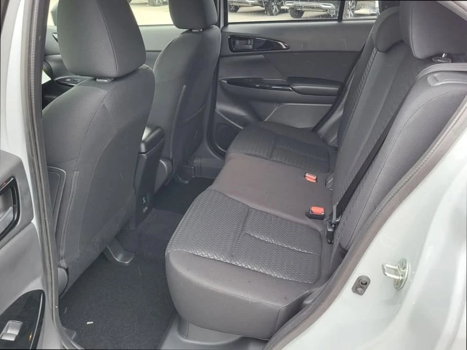 2025 Mitsubishi Eclipse Cross - Image 10 of 16