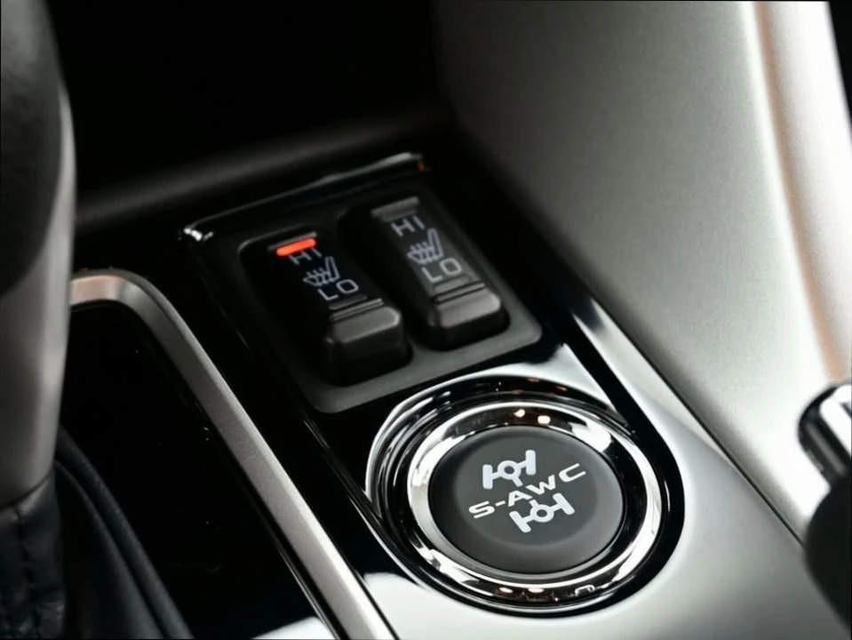 2025 Mitsubishi Eclipse Cross - Image 6 of 19