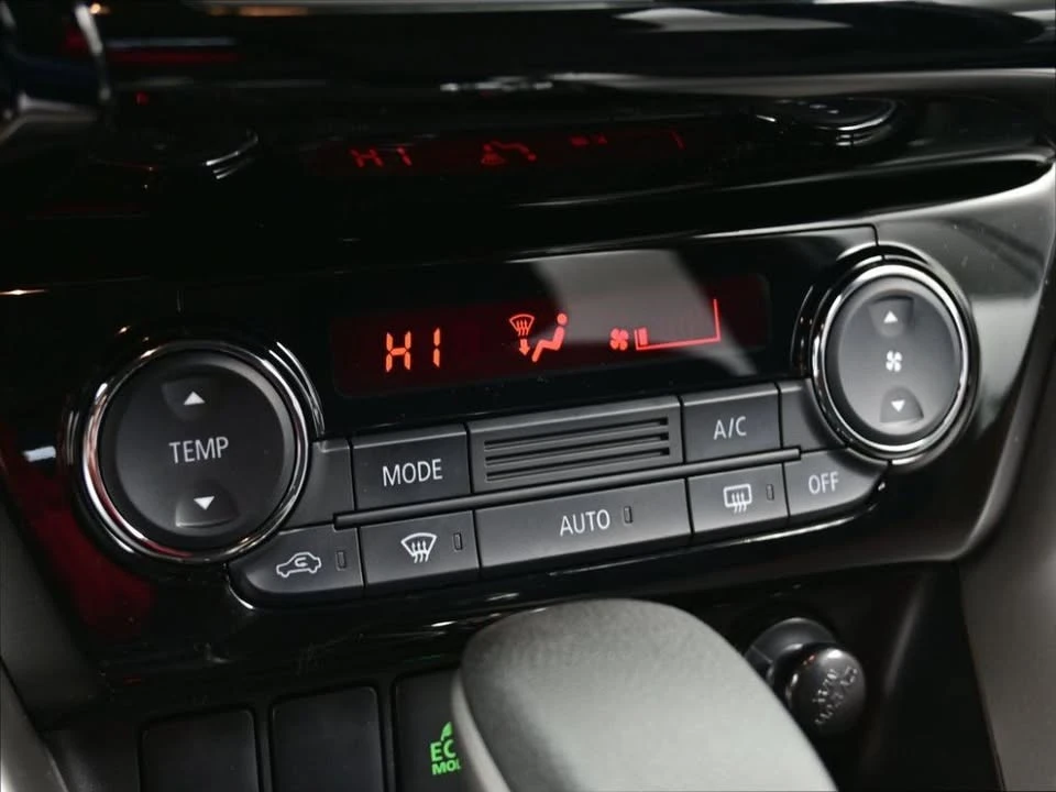 2025 Mitsubishi Eclipse Cross - Image 8 of 19
