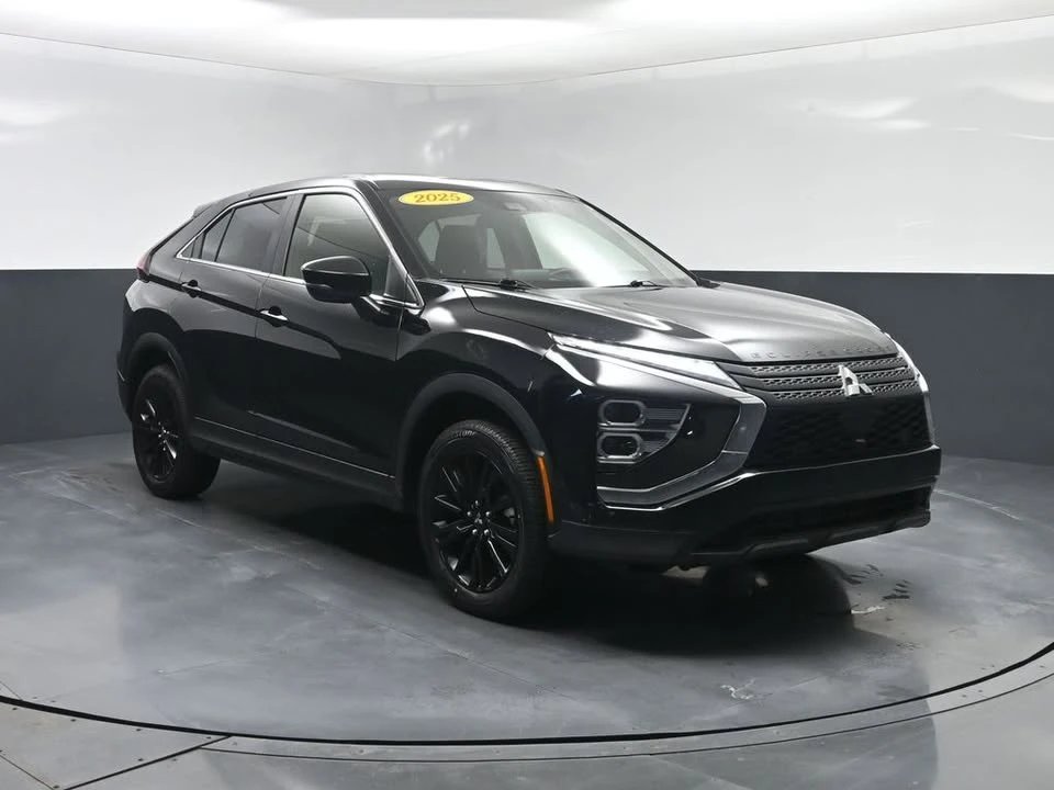 2025 Mitsubishi Eclipse Cross - Image 18 of 20