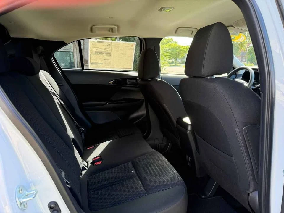 2025 Mitsubishi Eclipse Cross - Image 7 of 8