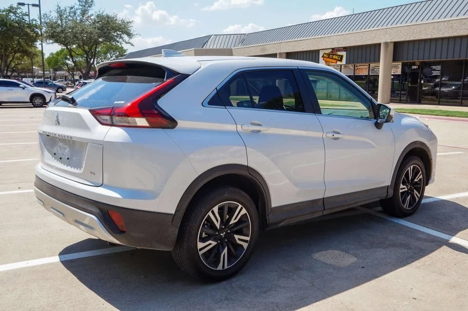 2025 Mitsubishi Eclipse Cross - Image 3 of 20