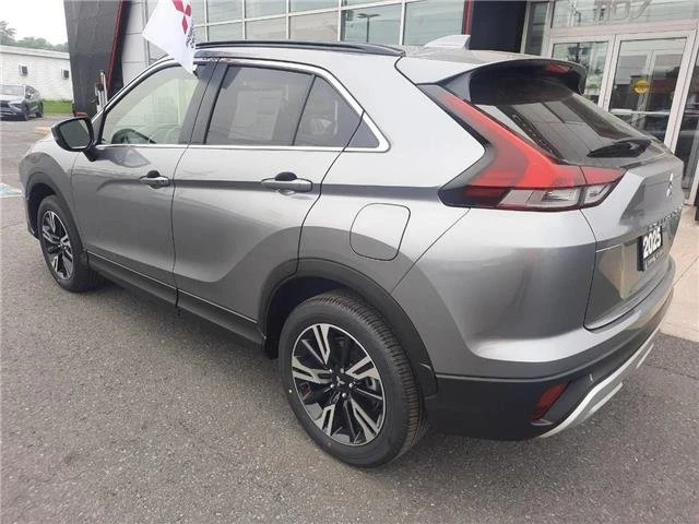 2025 Mitsubishi Eclipse Cross - Image 3 of 11