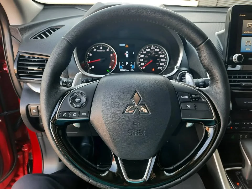 2025 Mitsubishi Eclipse Cross - Image 8 of 9