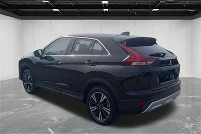 2025 Mitsubishi Eclipse Cross - Image 2 of 13