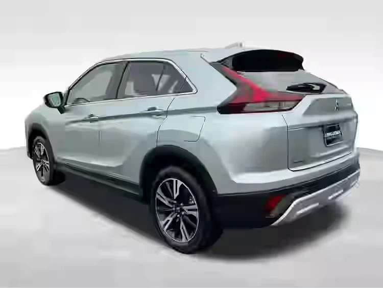 2025 Mitsubishi Eclipse Cross - Image 4 of 20