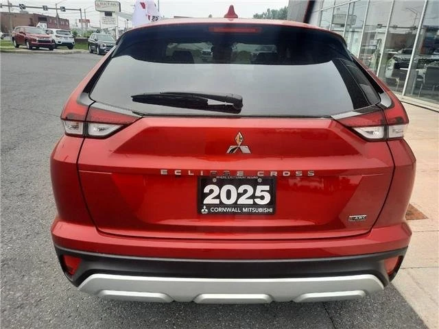 2025 Mitsubishi Eclipse Cross - Image 4 of 13
