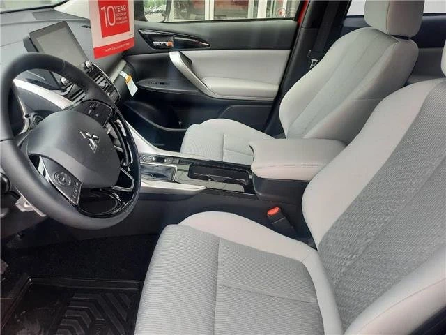 2025 Mitsubishi Eclipse Cross - Image 11 of 13