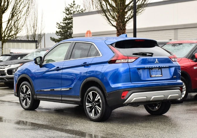 2025 Mitsubishi Eclipse Cross - Image 4 of 15