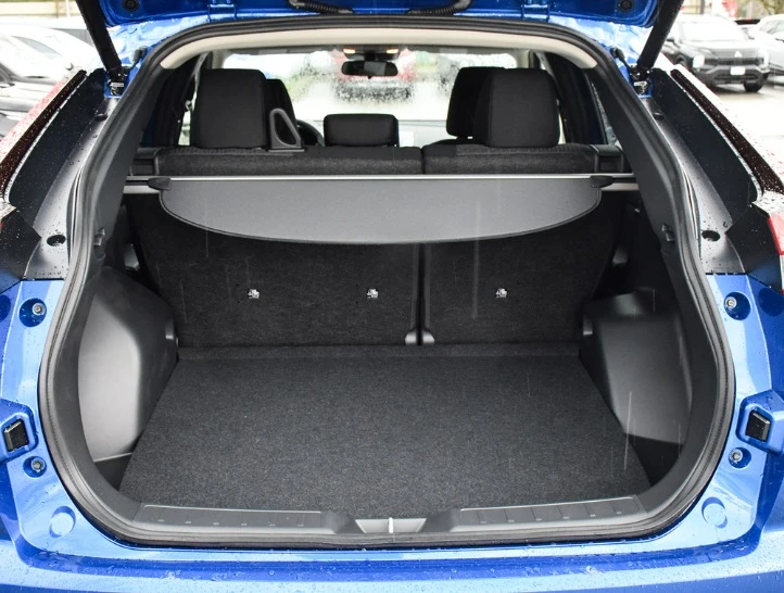 2025 Mitsubishi Eclipse Cross - Image 14 of 15