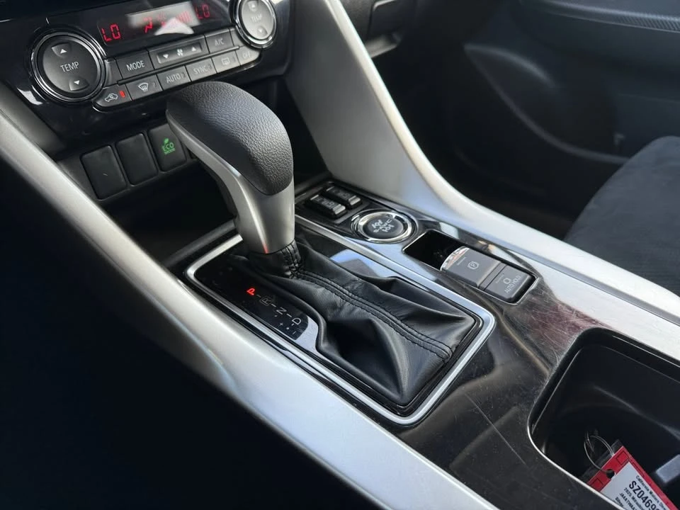 2025 Mitsubishi Eclipse Cross - Image 18 of 20
