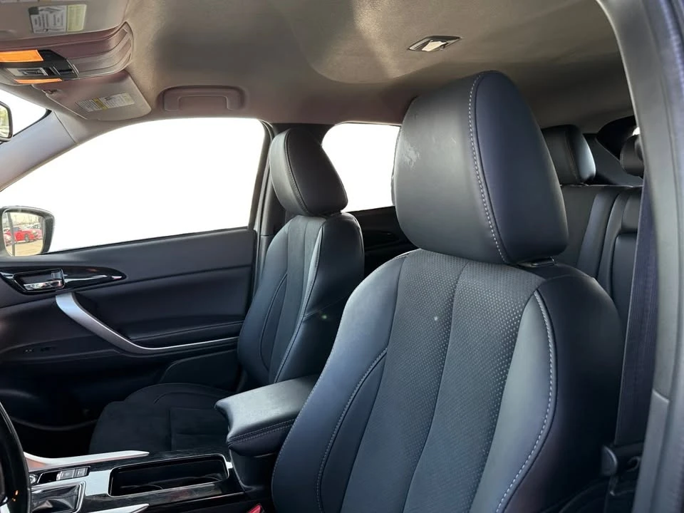 2025 Mitsubishi Eclipse Cross - Image 10 of 20