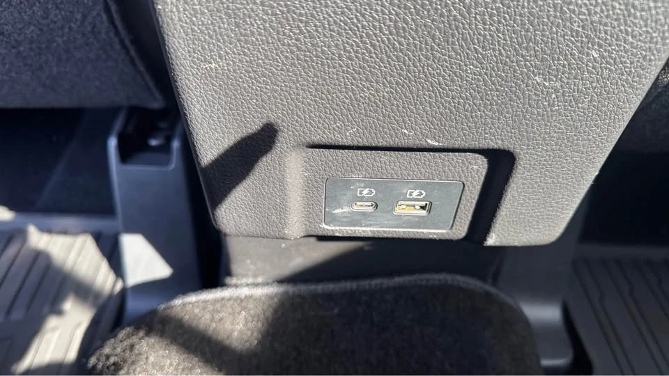 2025 Mitsubishi Eclipse Cross - Image 10 of 18