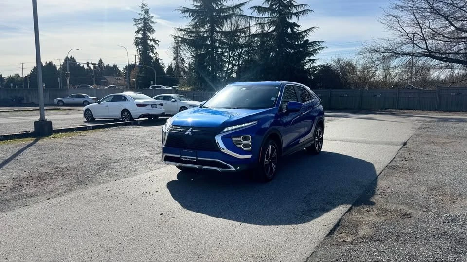 2025 Mitsubishi Eclipse Cross - Image 2 of 16