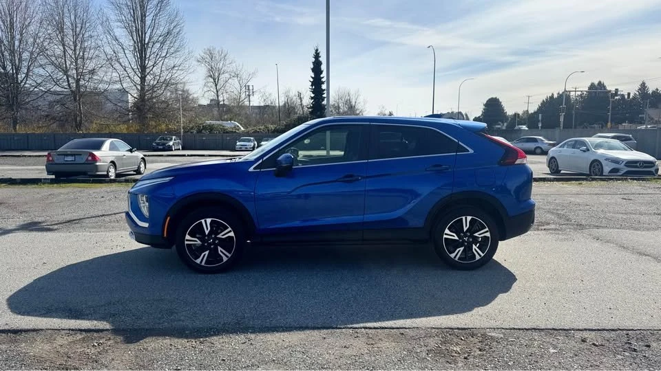 2025 Mitsubishi Eclipse Cross - Image 3 of 16