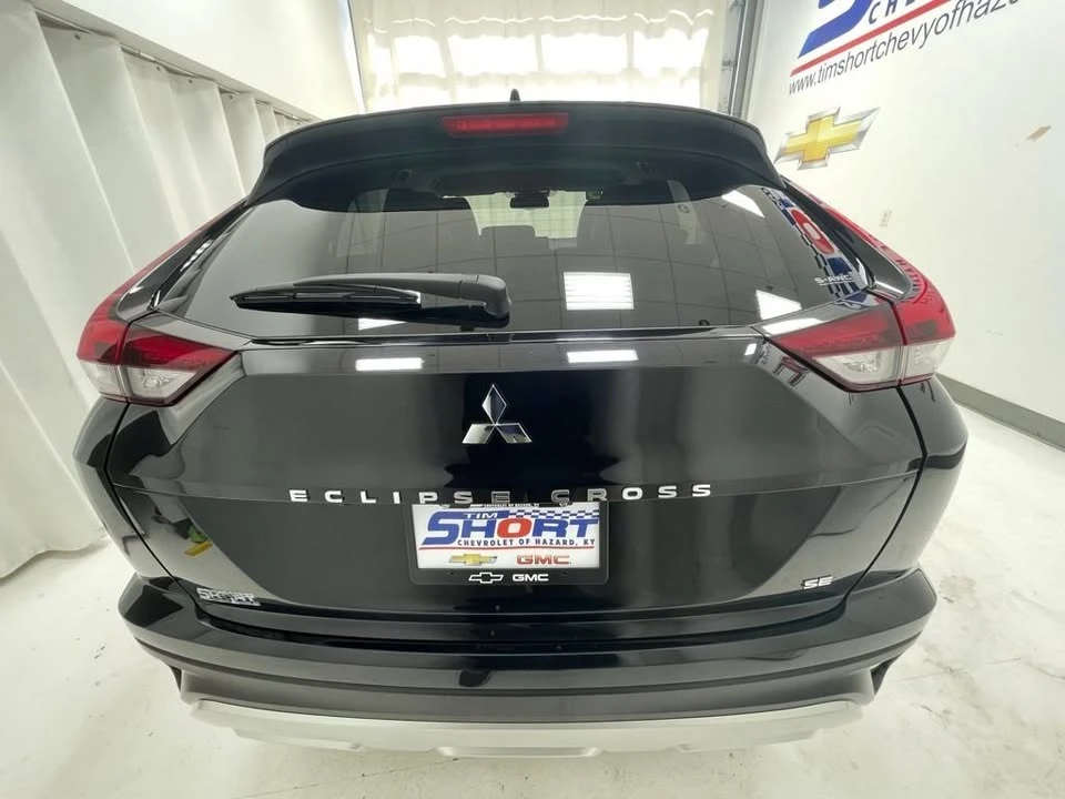 2025 Mitsubishi Eclipse Cross - Image 4 of 18