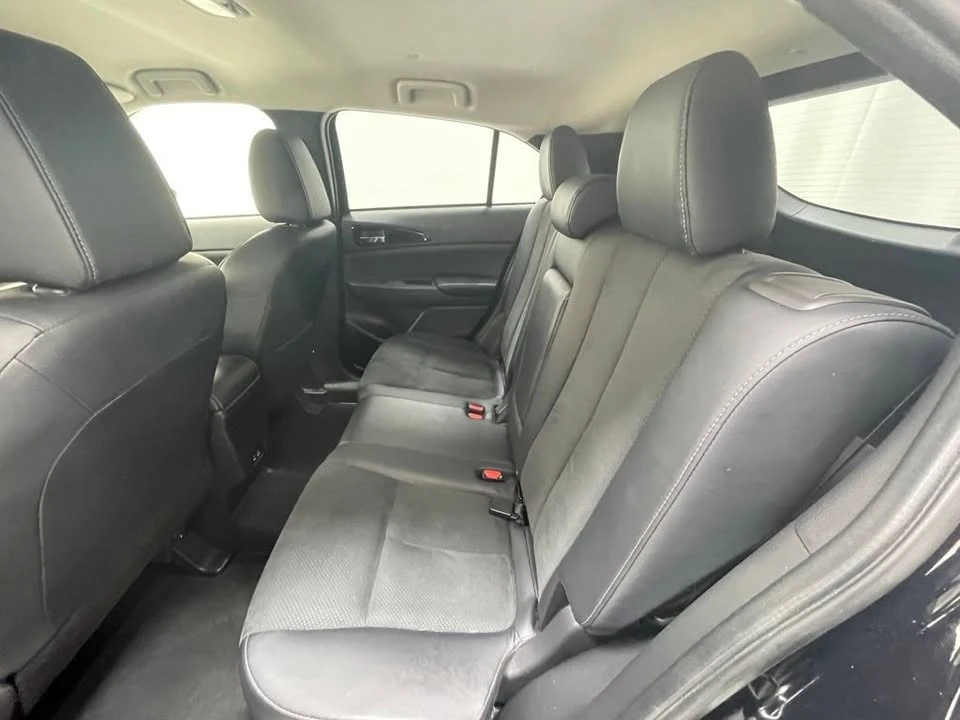 2025 Mitsubishi Eclipse Cross - Image 9 of 18