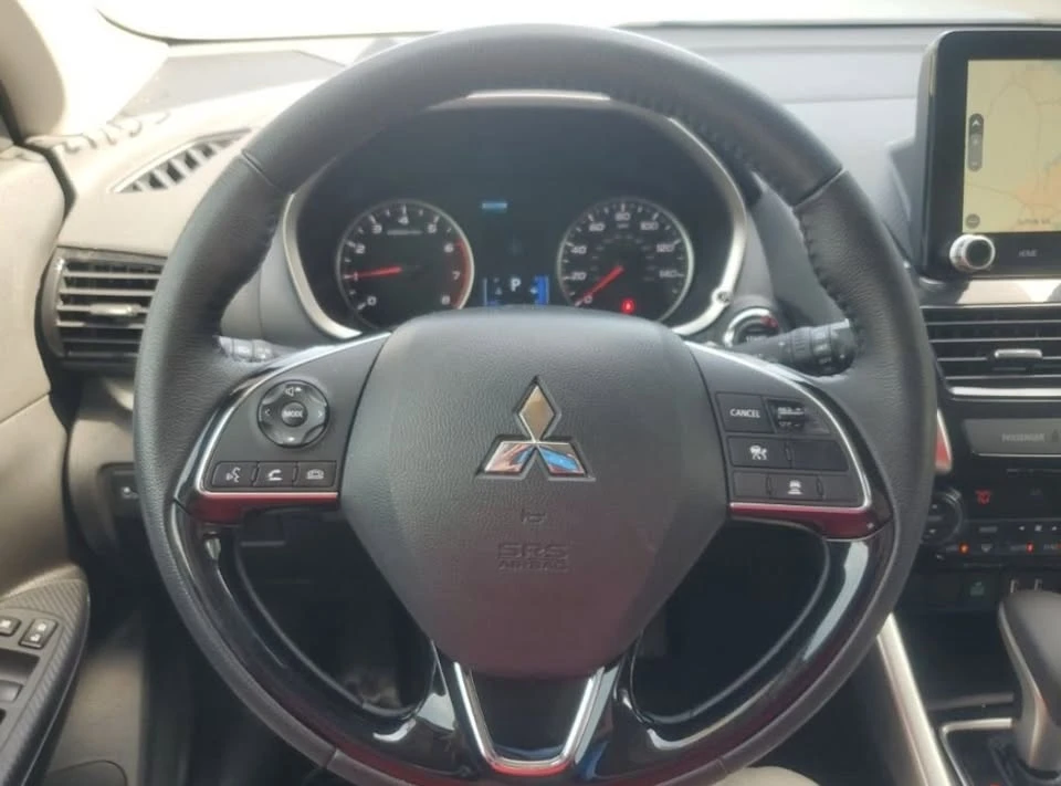 2025 Mitsubishi Eclipse Cross - Image 9 of 11
