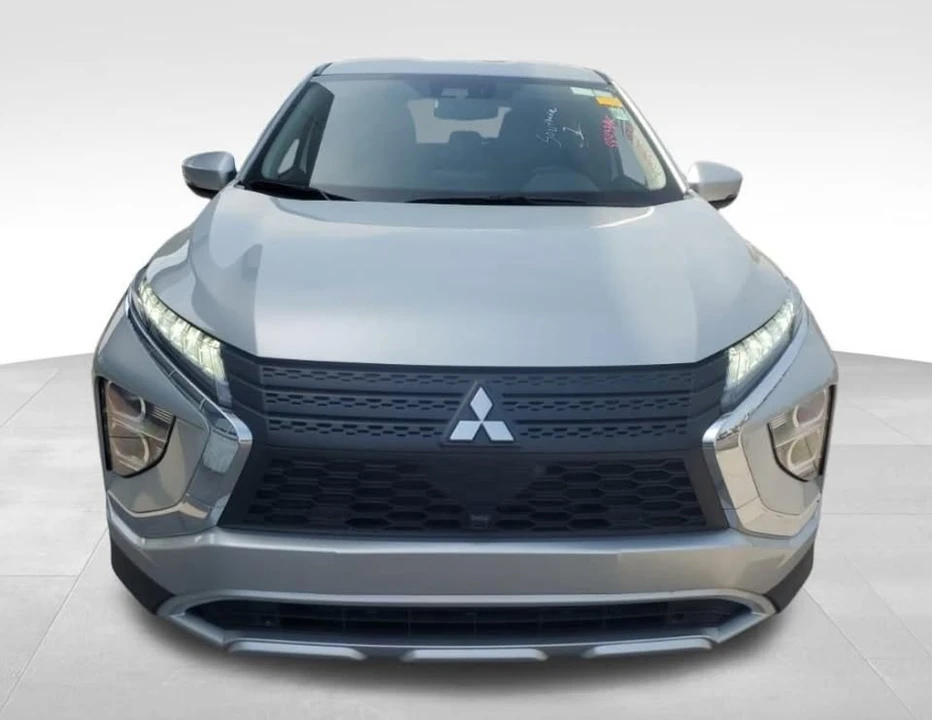2025 Mitsubishi Eclipse Cross - Image 7 of 11