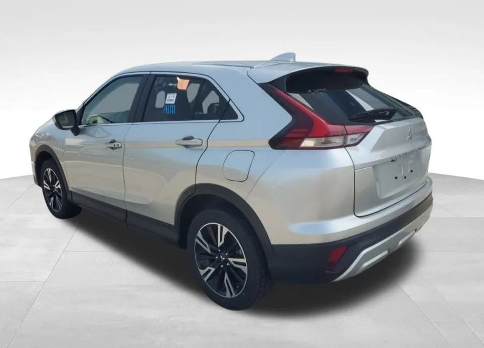 2025 Mitsubishi Eclipse Cross - Image 5 of 11