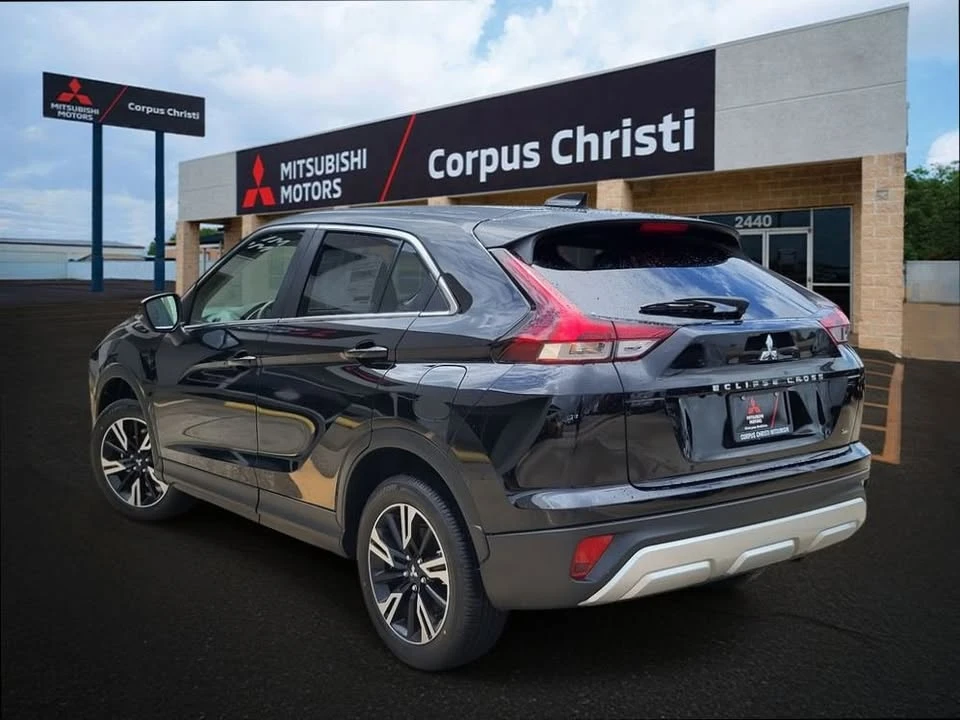 2025 Mitsubishi Eclipse Cross - Image 5 of 13