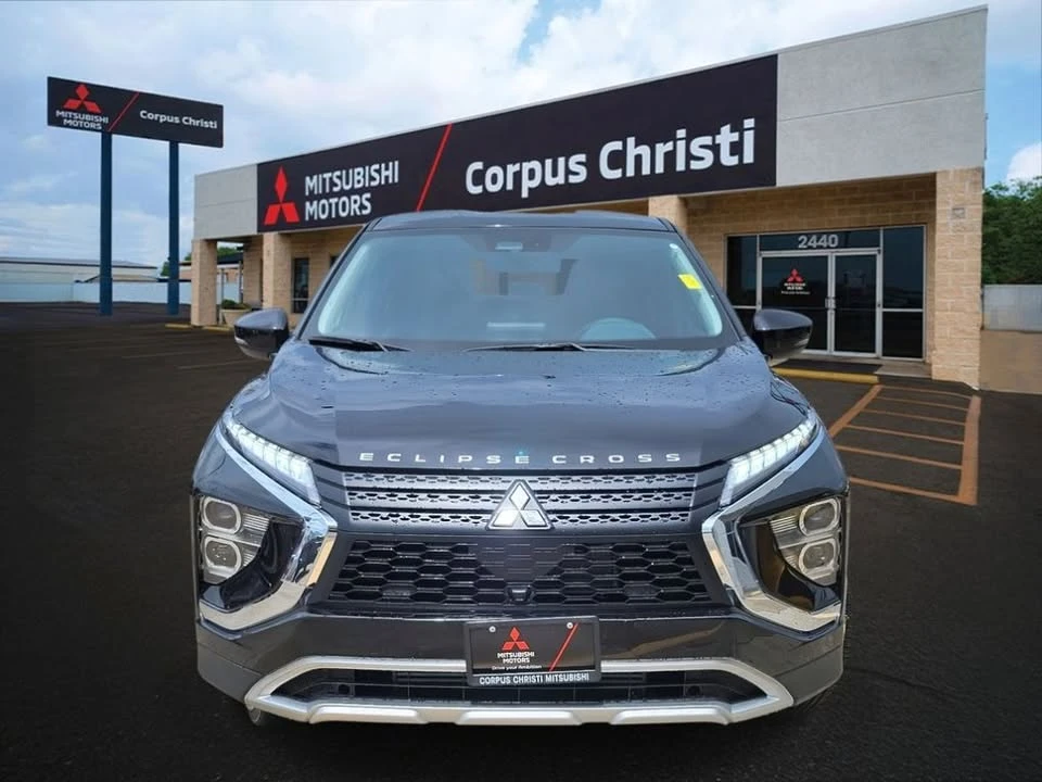 2025 Mitsubishi Eclipse Cross - Image 2 of 13