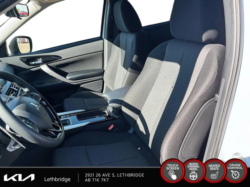 2025 Mitsubishi Eclipse Cross - Image 8 of 13