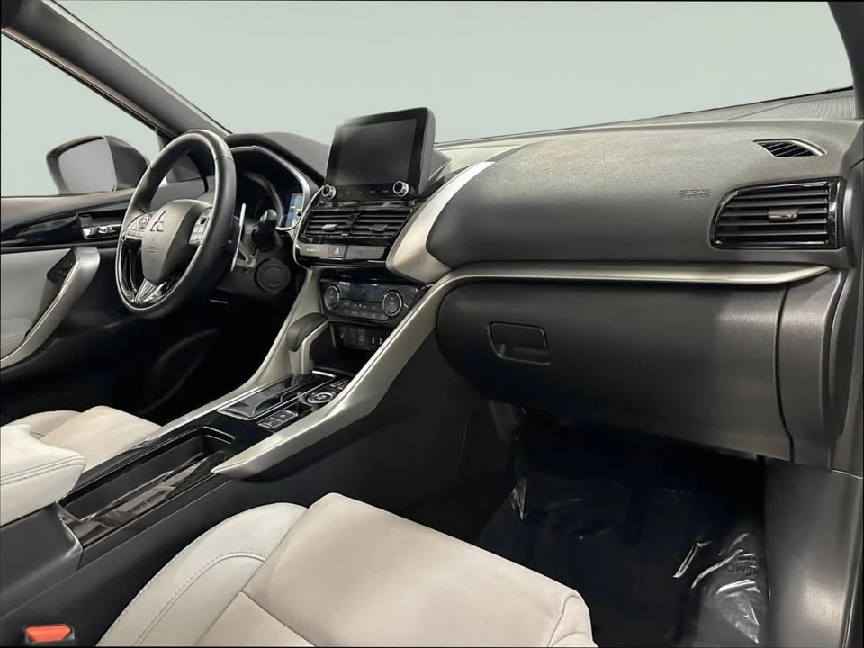 2025 Mitsubishi Eclipse Cross - Image 12 of 20