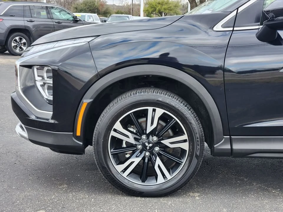 2025 Mitsubishi Eclipse Cross - Image 10 of 20