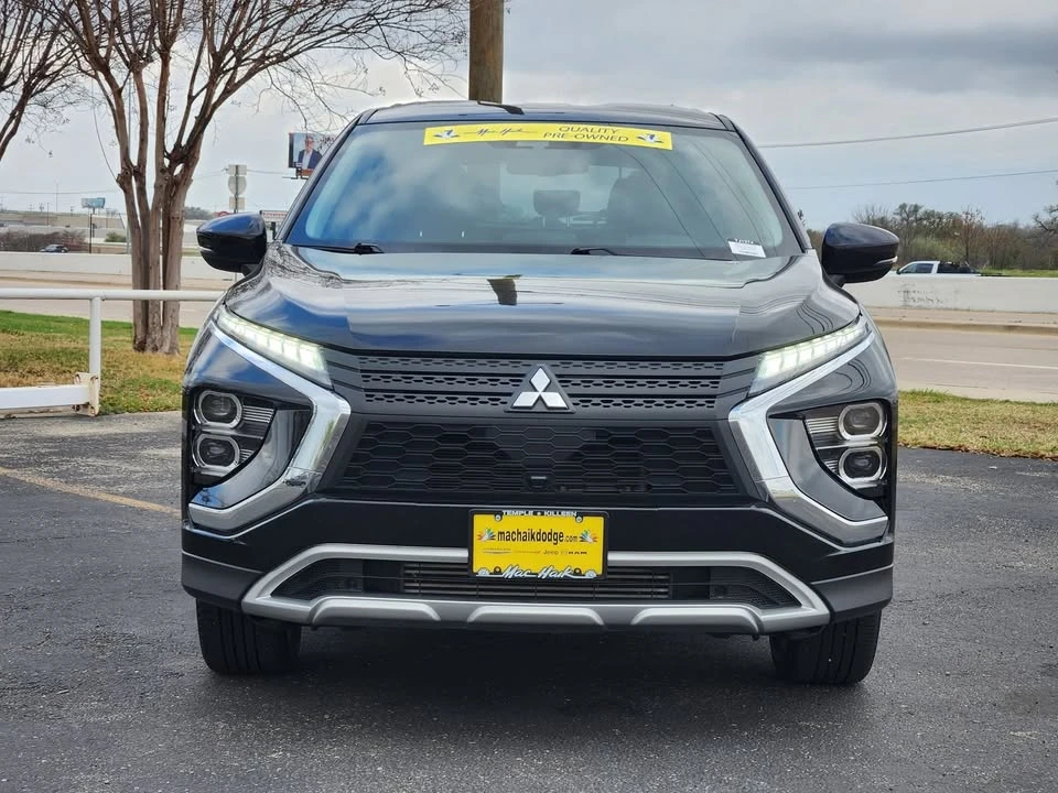 2025 Mitsubishi Eclipse Cross - Image 2 of 20