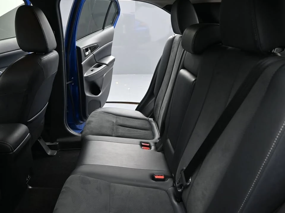 2025 Mitsubishi Eclipse Cross - Image 15 of 20