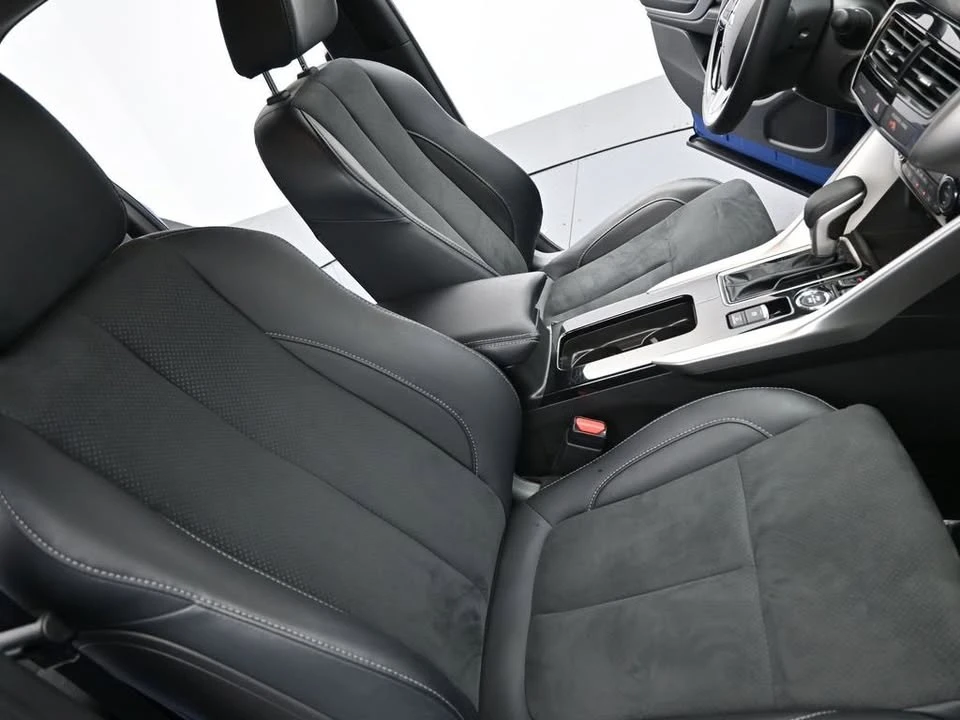 2025 Mitsubishi Eclipse Cross - Image 11 of 20