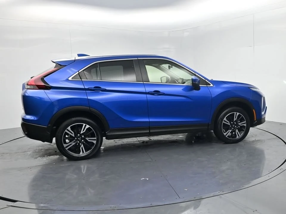 2025 Mitsubishi Eclipse Cross - Image 8 of 20