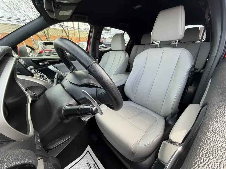 2025 Mitsubishi Eclipse Cross - Image 4 of 11
