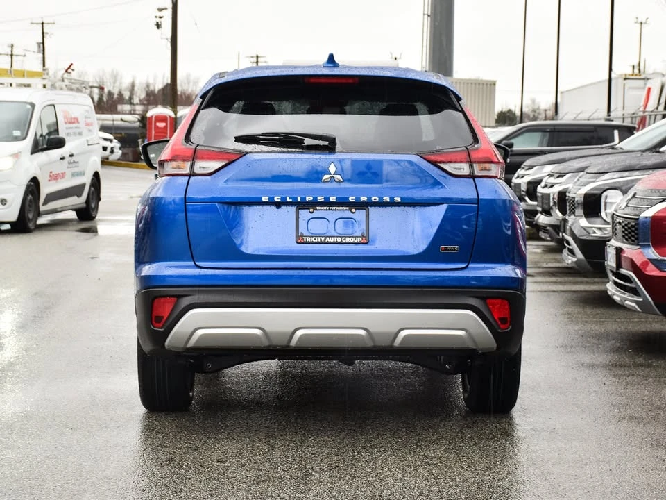 2025 Mitsubishi Eclipse Cross - Image 4 of 17