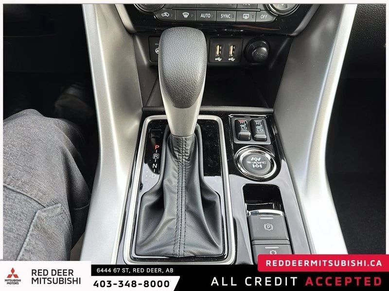 2025 Mitsubishi Eclipse Cross - Image 14 of 17