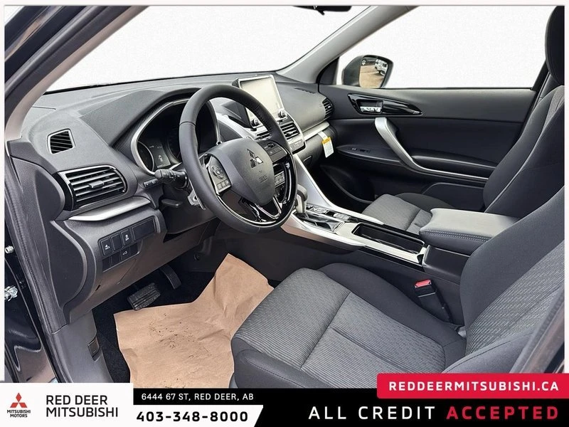 2025 Mitsubishi Eclipse Cross - Image 8 of 17