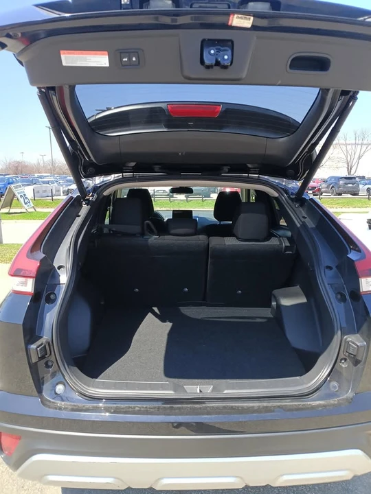 2025 Mitsubishi Eclipse Cross - Image 5 of 5