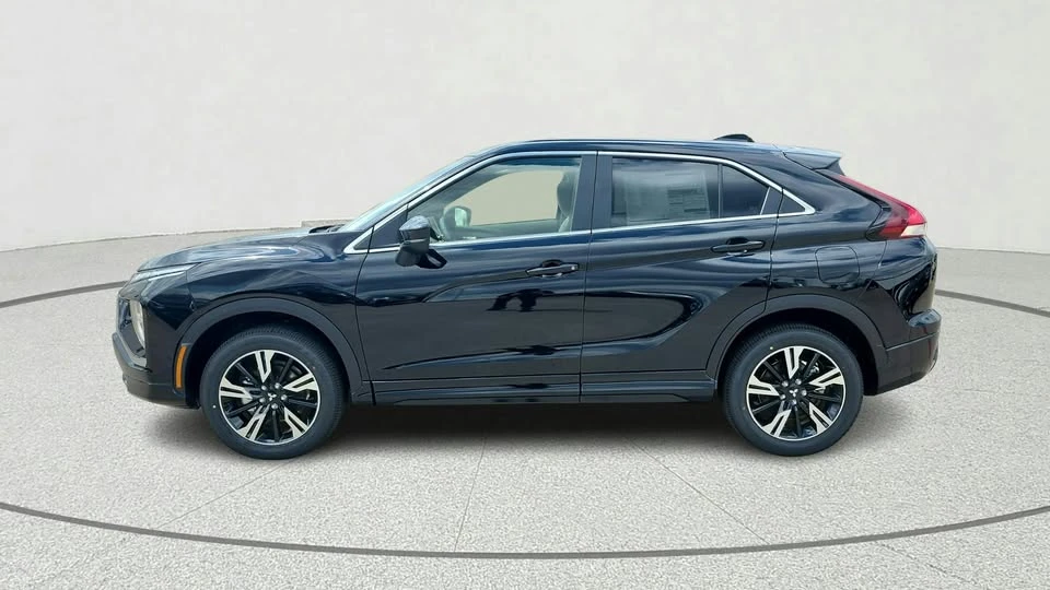 2025 Mitsubishi Eclipse Cross - Image 5 of 13
