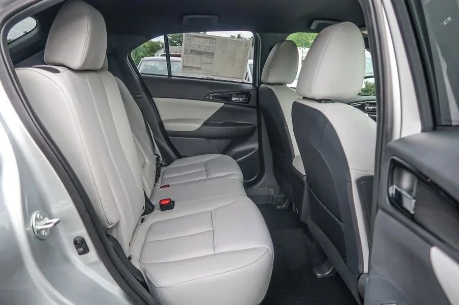 2025 Mitsubishi Eclipse Cross - Image 6 of 6