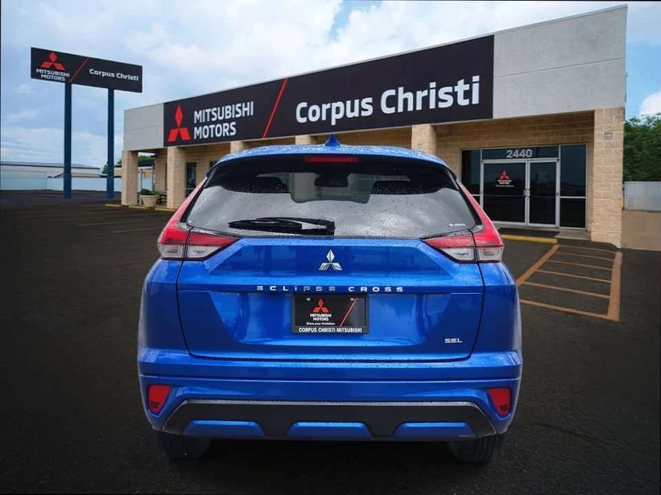 2025 Mitsubishi Eclipse Cross - Image 5 of 15