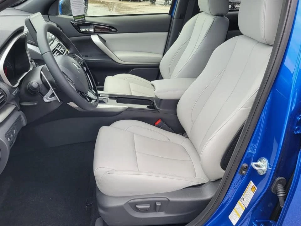 2025 Mitsubishi Eclipse Cross - Image 11 of 15