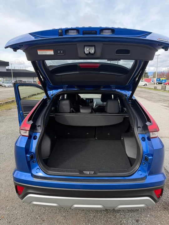 2025 Mitsubishi Eclipse Cross - Image 14 of 19
