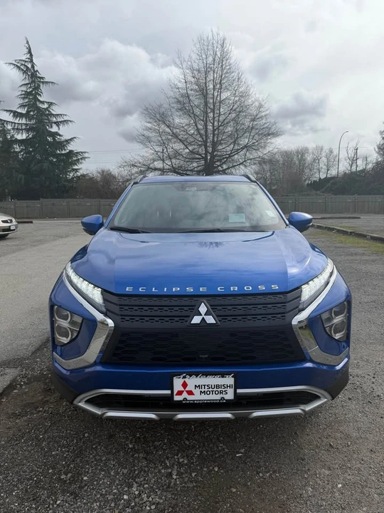 2025 Mitsubishi Eclipse Cross - Image 8 of 19