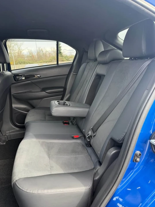 2025 Mitsubishi Eclipse Cross - Image 11 of 19